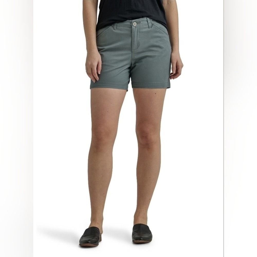 Lee Legendary Mid Rise Shorts Foxy Green Women 16 Medium 112329100 New‎